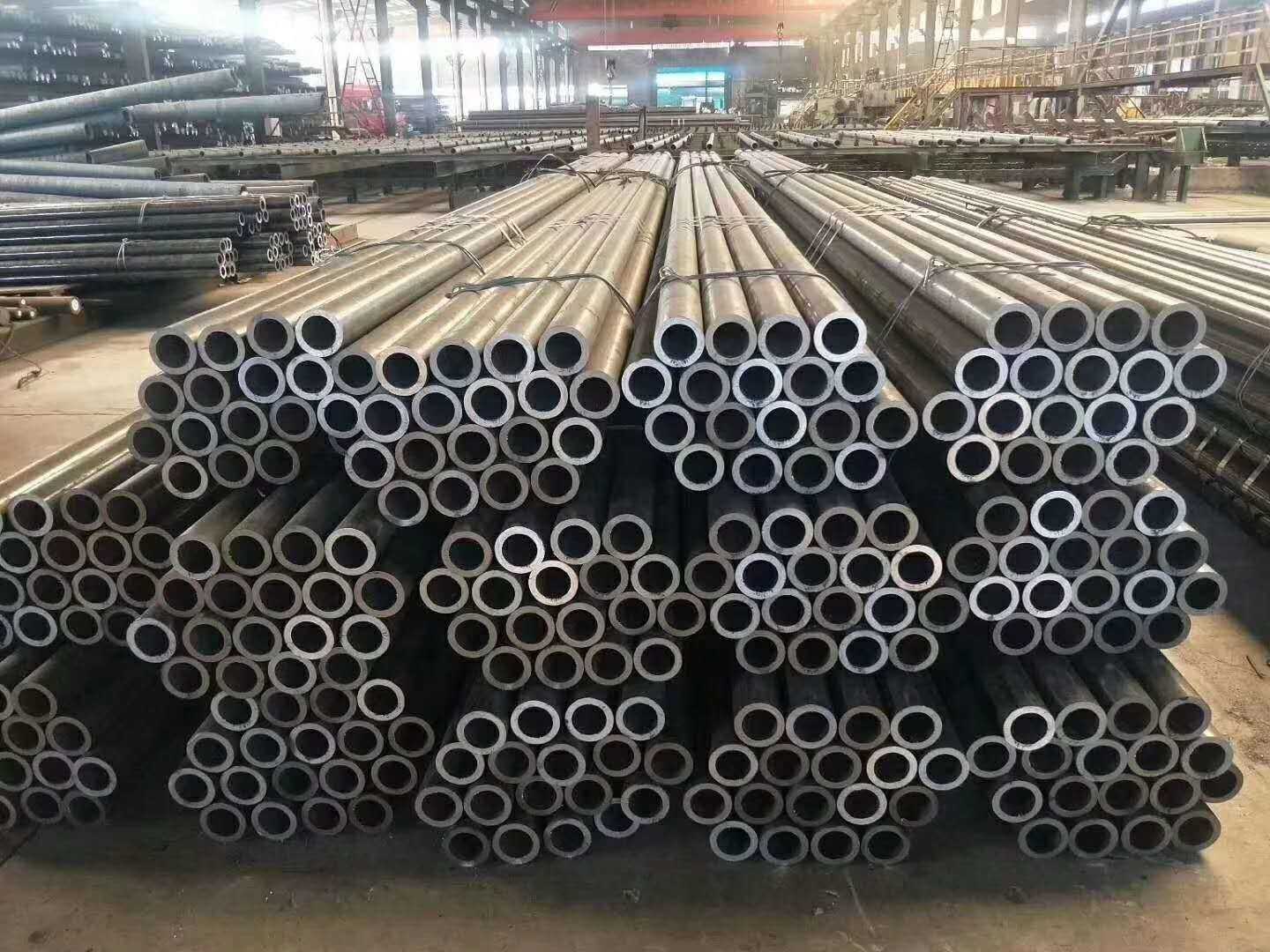 Труба стальная: производство, срок службы, особенности соединения, маркировка, толщина стенки