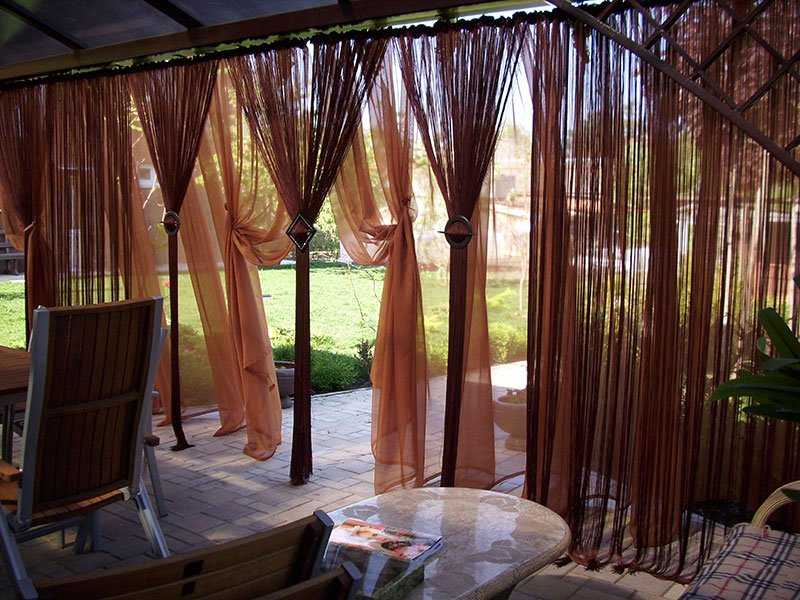 Выбираем шторы для садовой беседки и веранды: дизайнерские секреты