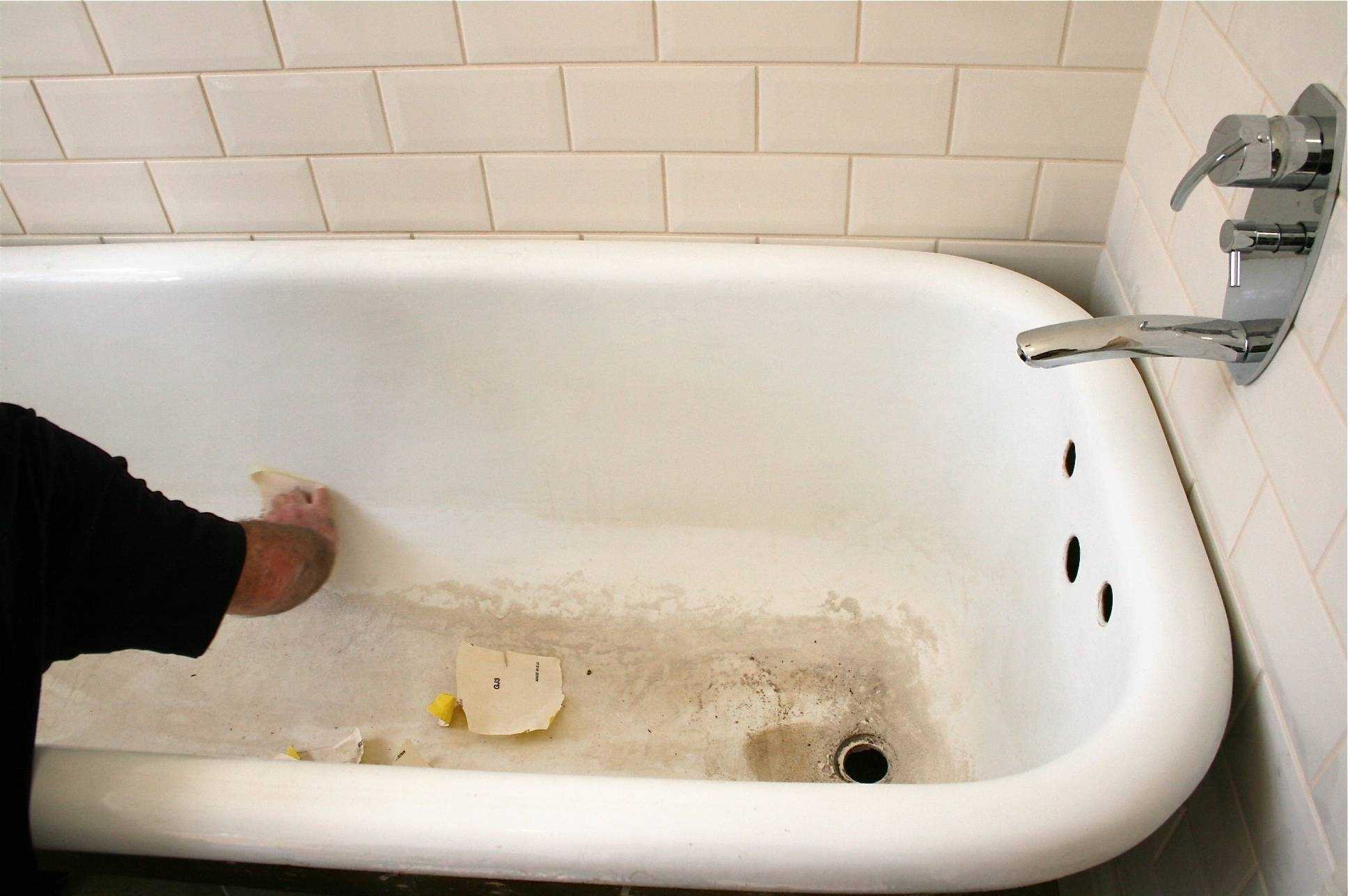 Эмалировка чугунной ванны, восстановление эмали своими руками — пошаговое видео и фото
