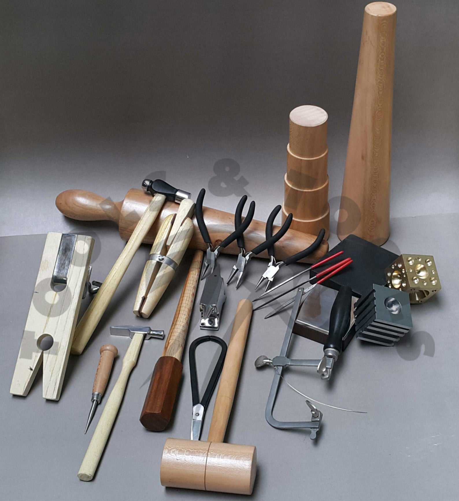 Топ 20 + 2 самые нужные инструменты для шитья и рукоделия