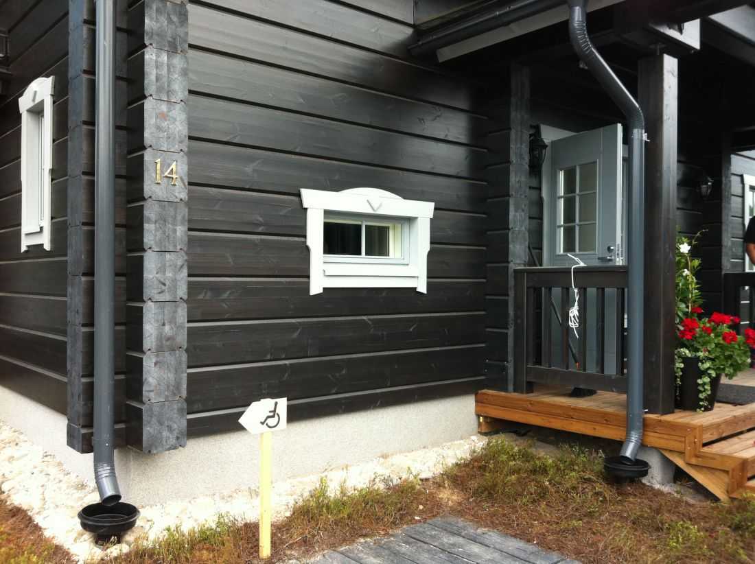 Как правильно покрасить фасад деревянного дома – тонкости и нюансы работы