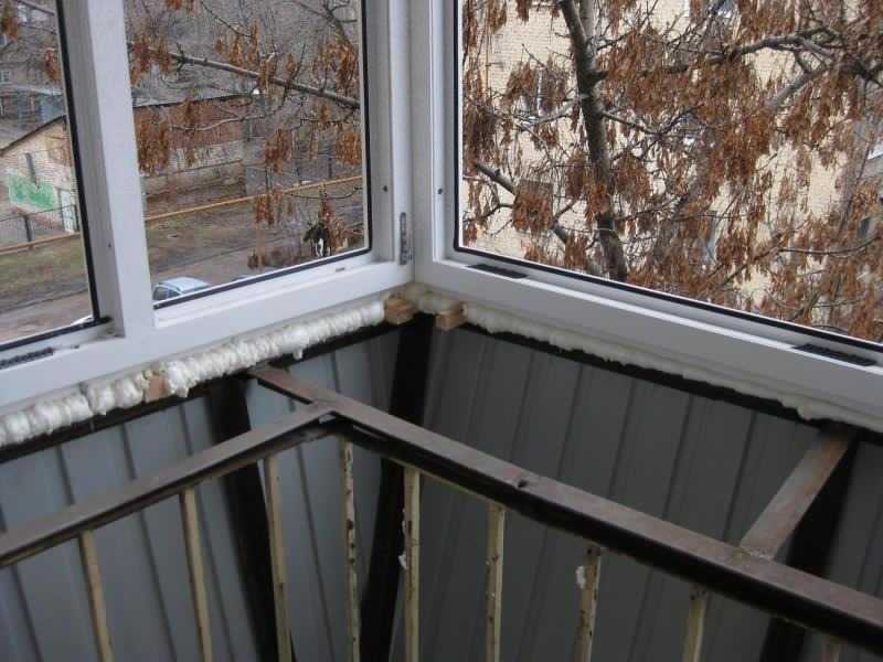 Разновидности балконных дверей: какую лучше выбрать, установка своими руками