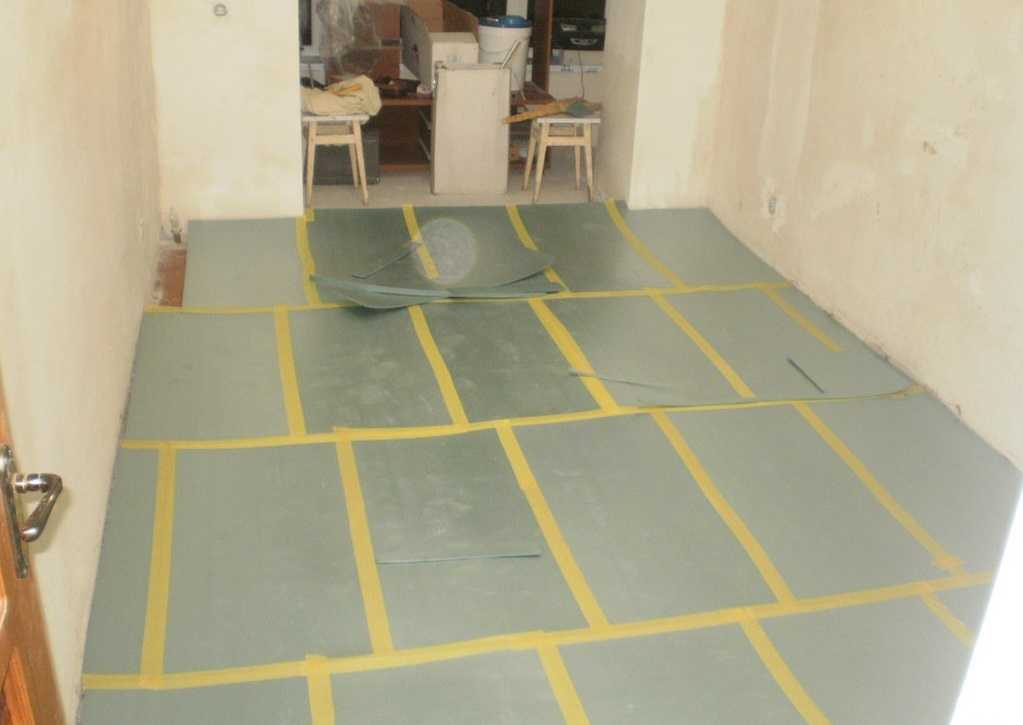 Нужна ли подложка под линолеум на бетонный, деревянный пол?