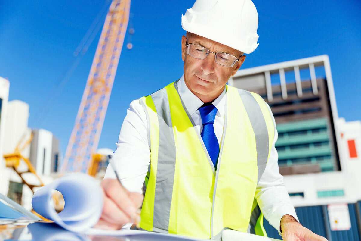 15 строительных профессий, описание и заработная плата