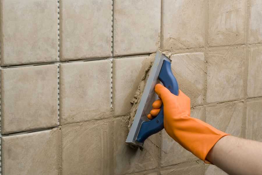 Как затирать швы на плитке на стене: правильная затирка швов плитки на стене