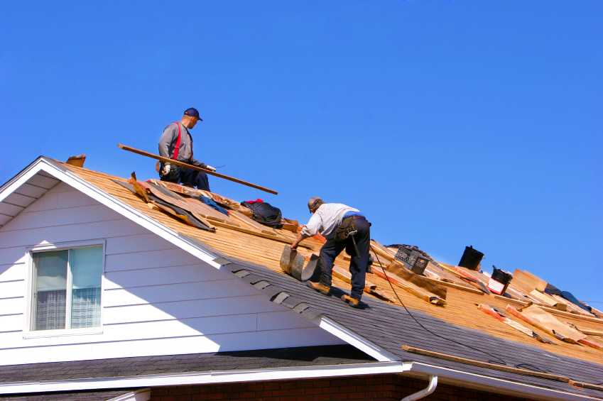 Избавляемся от конденсата на крыше и под крышей: причины появления и способы устранения