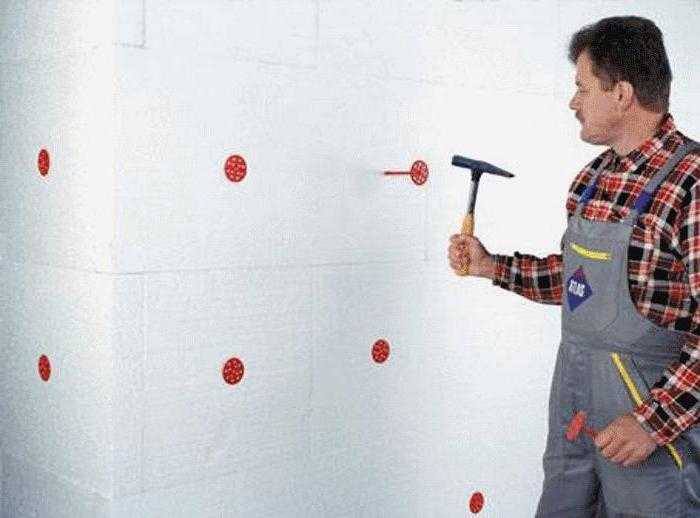 Как крепить утеплитель к стене: виды теплоизоляционных материалов, способы их фиксации