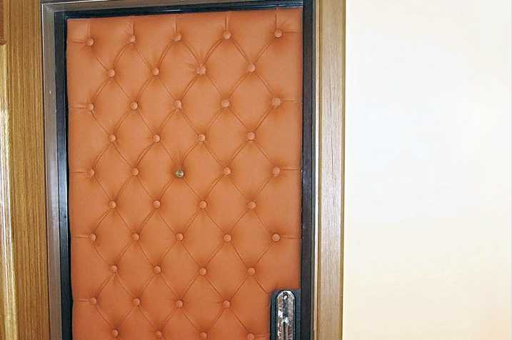 Утепление входной металлической двери – правильная теплоизоляция своими руками