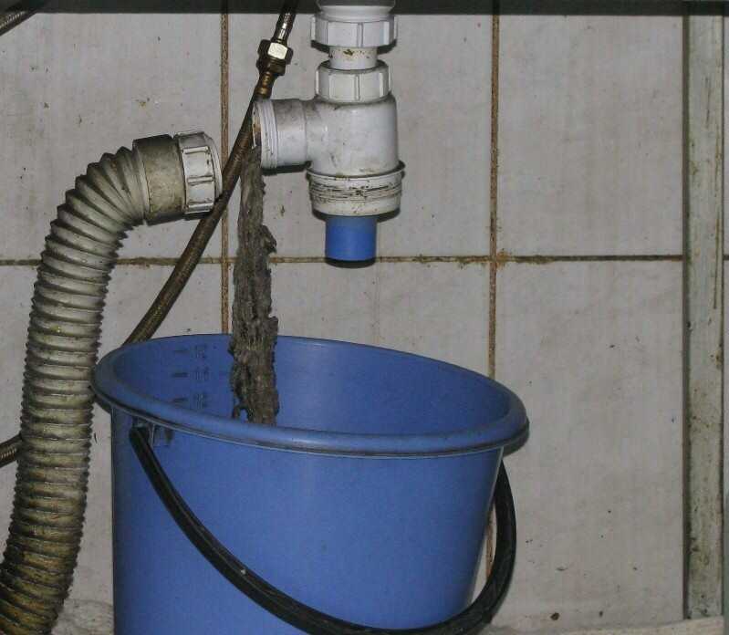 Инструкция по домашней прочистке канализационных труб от засоров
