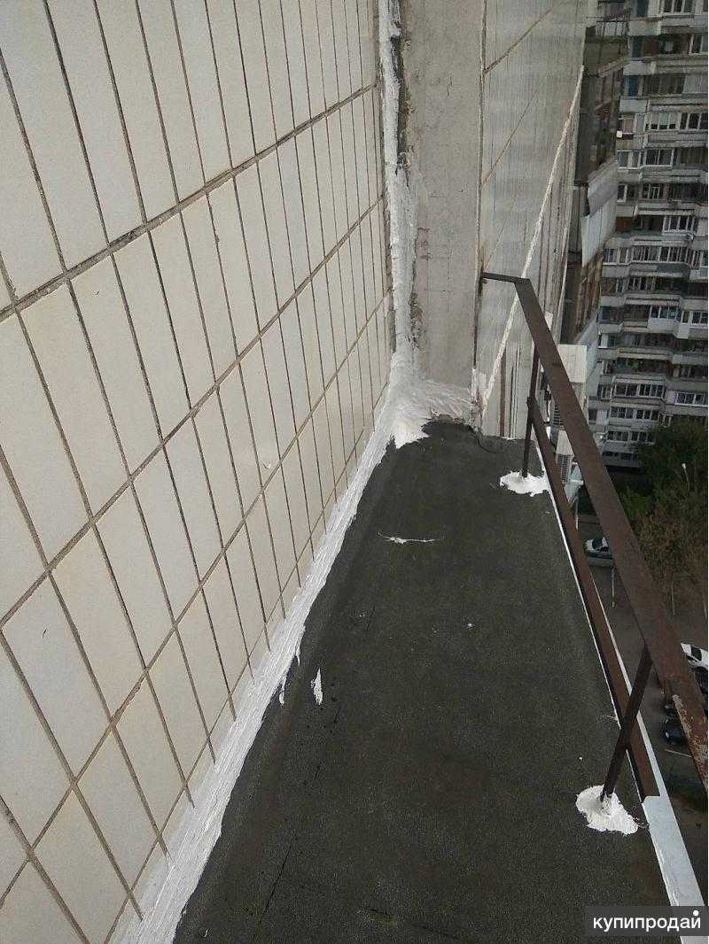 Чем заделать щели на балконе и между балконами