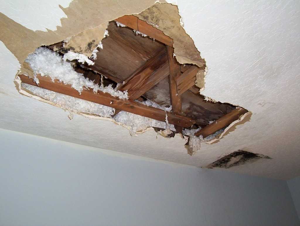 Правильно избавляемся от трещин на гипсокартонном потолке