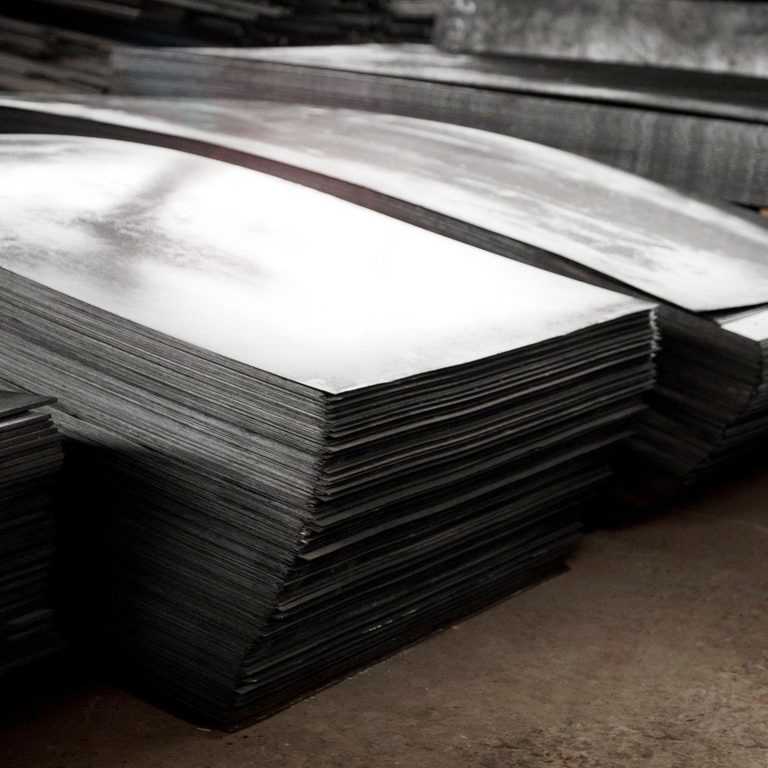 Лист стальной горячекатаный: характеристики, производство и использование