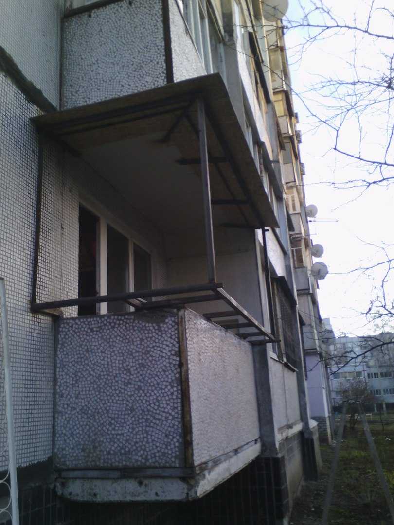 Балкон или лоджия с выносом