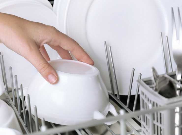 Правила ухода за посудой из разных материалов