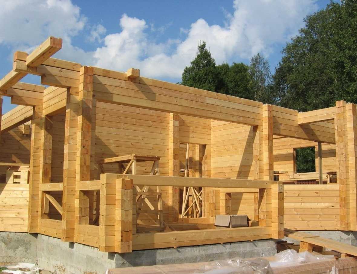 Деревянный дом своими руками - лучшие проекты и особенности их реализации (75 фото)