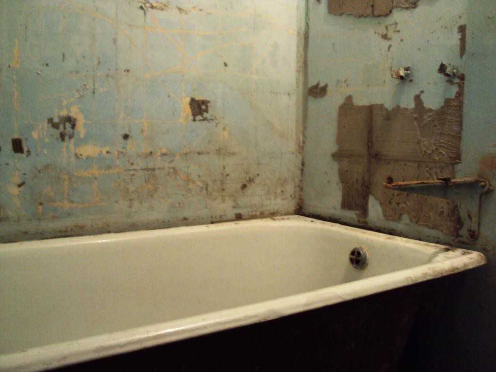 Ремонт акриловых ванн, заделка своими руками сколов и трещин, ликвидация мелких царапин