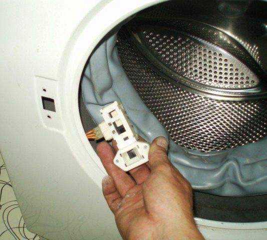 Что делать, если плохо крутится барабан в стиральной машине