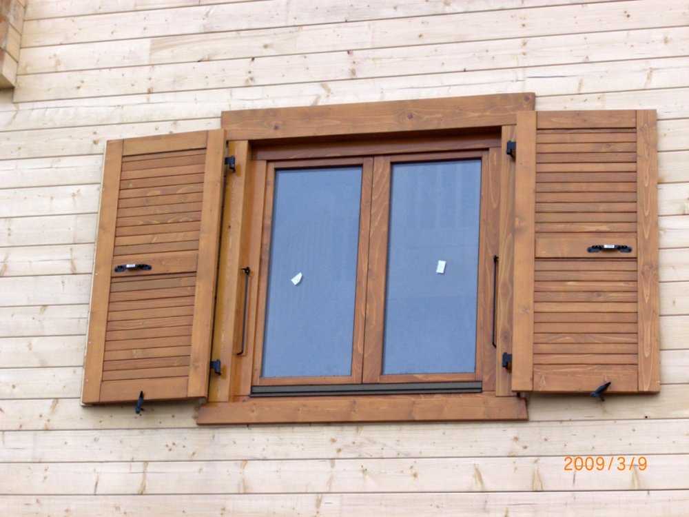 Деревянные ставни на окна для дачи и дома