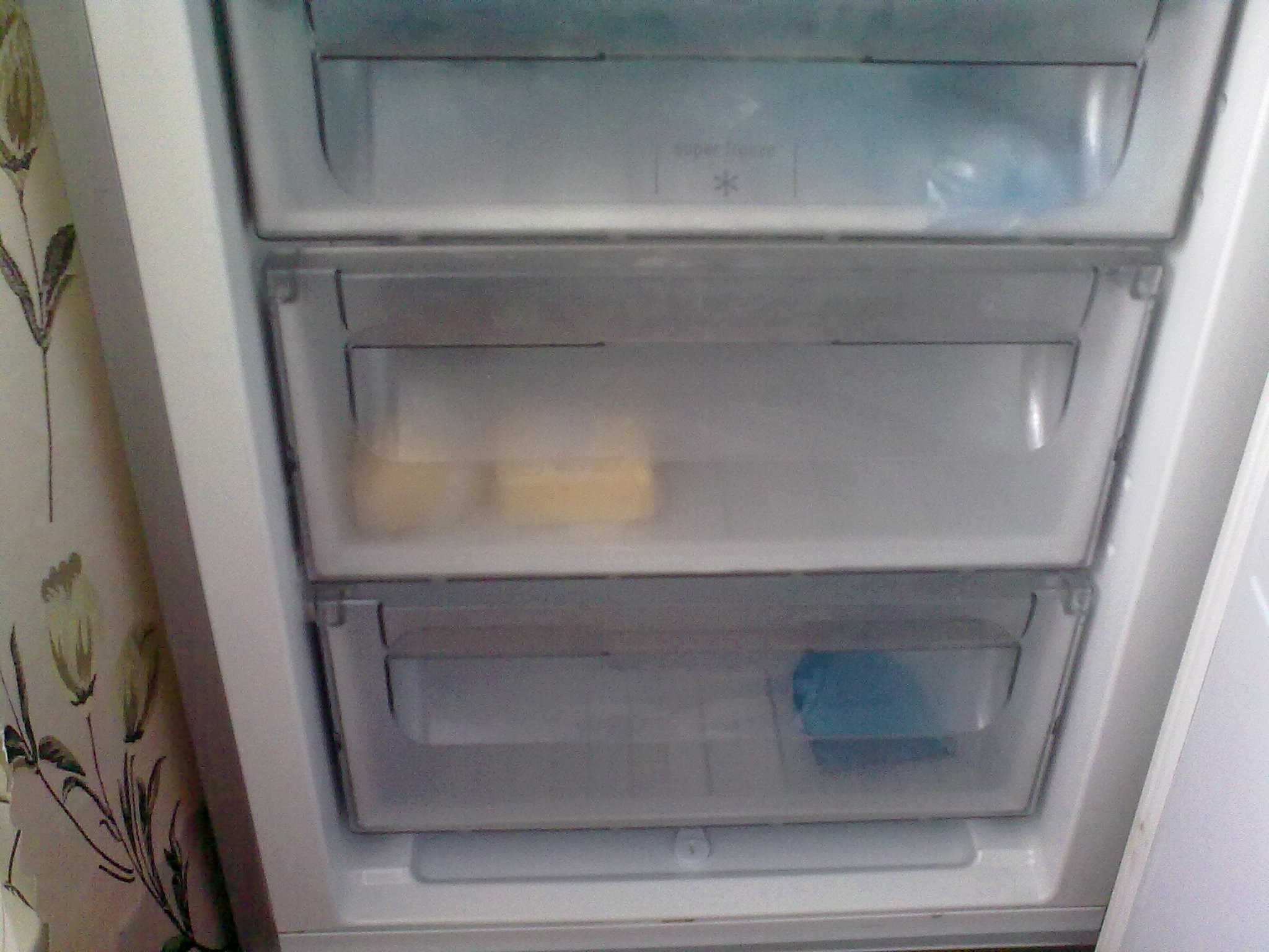 Холодильник стинол не морозит