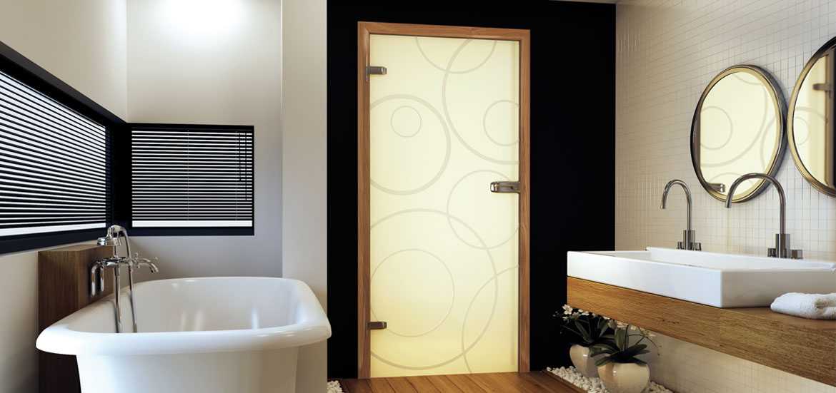 Стеклянные двери для ванной: особенности выбора и установки в ванную комнату