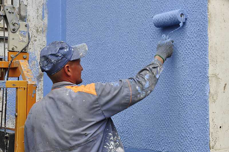 Фасадная краска по бетону для наружных работ: виды и топ-8 марок, как выбрать