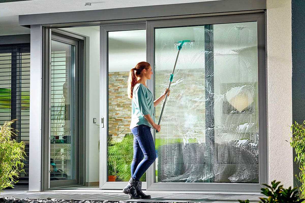 9 способов вымыть окна без разводов, полезные советы